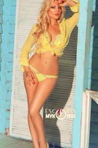 Margot Robbin, escort model in Greece - photo 8 of 17