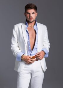 gay bisexual mykonos escort - Cartier top escort 5