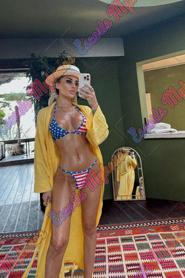 Elli Fox