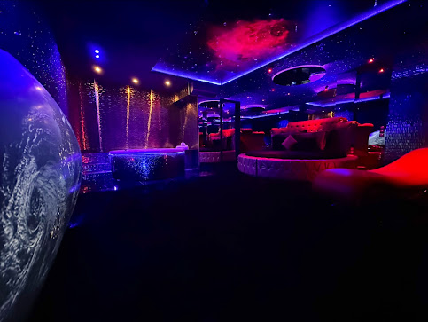 Priamos Cinema Hotel - interior photo 7