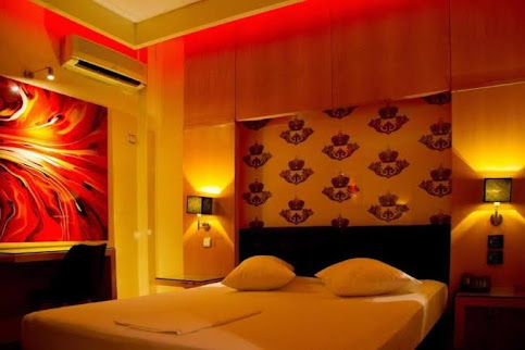 Salem Hotel - interior photo 4