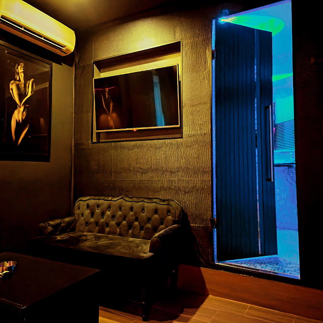 Prive Athens Hotel - interior photo 7