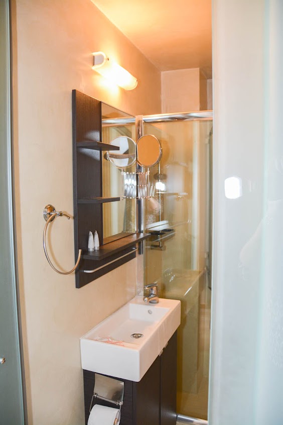 Pines Hotel - guest accommodation photo 9 of 29