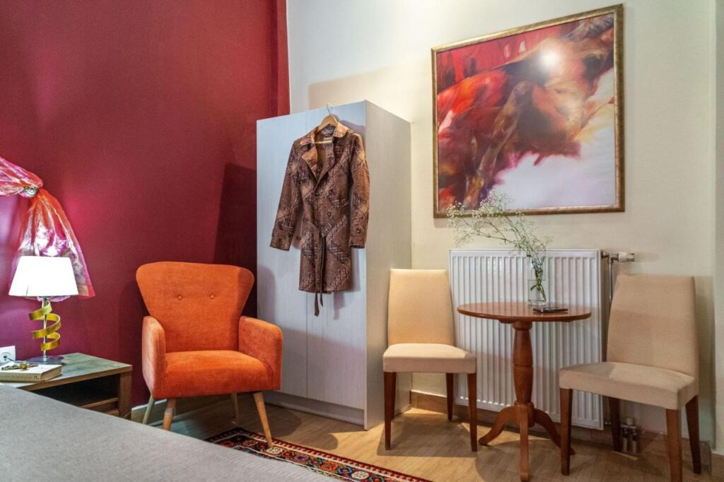 Zen Hotel - interior photo 4