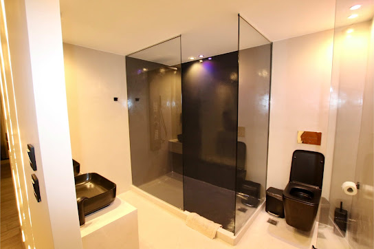Castle De Paris Hotel - guest accommodation photo 6 of 12