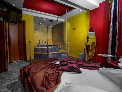 Markos Hotel - guest accommodation photo 6 of 10