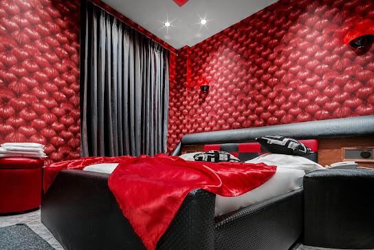 Markos Hotel - property photo 2