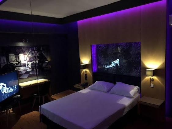 Olympic Hotel - property photo 5