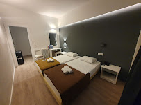 Platon Hotel - interior photo 4