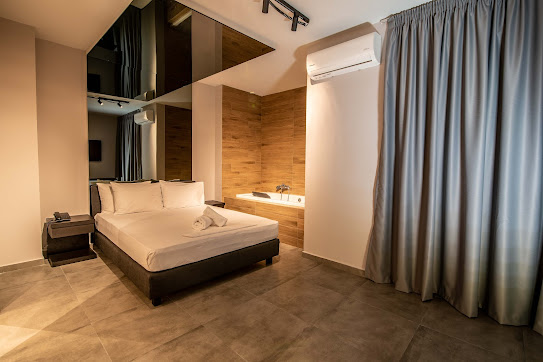 Ruby Rooms Athens - guest accommodation photo 9 of 11