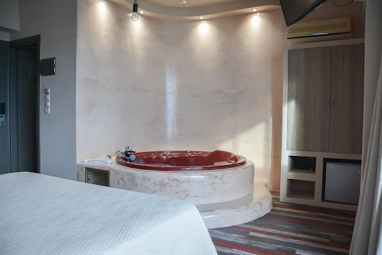 Scorpios Sea Side Hotel - property photo 5